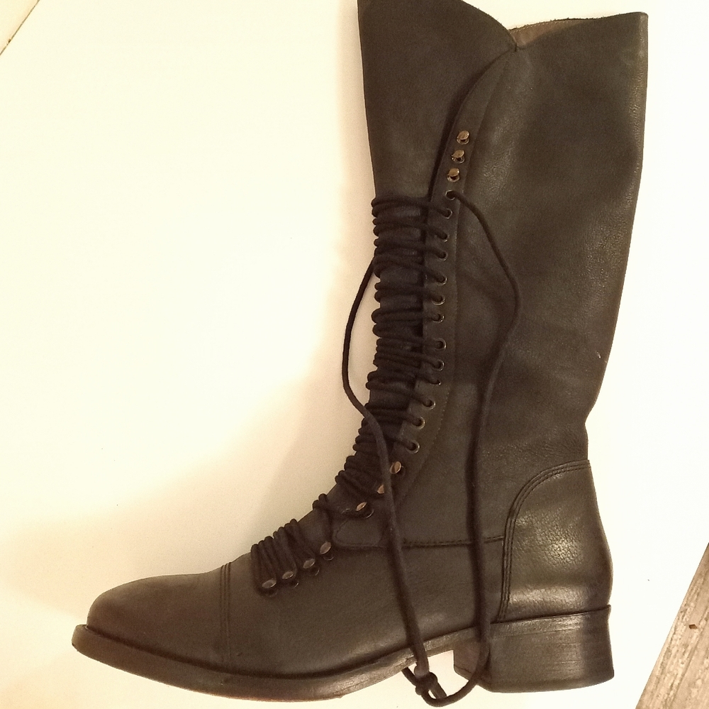 JOIE Leather Boots❤